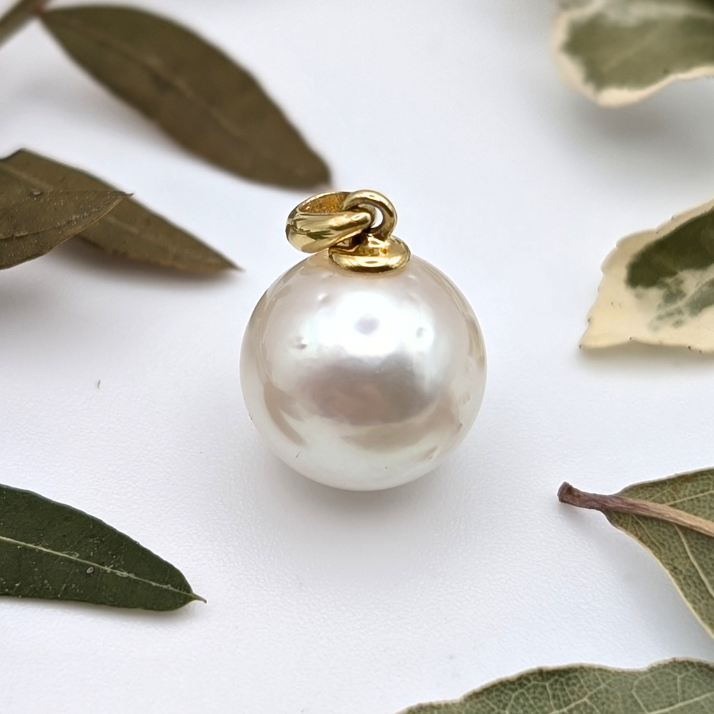 ELARA 12mm White South Sea Pearl Pendant Necklace