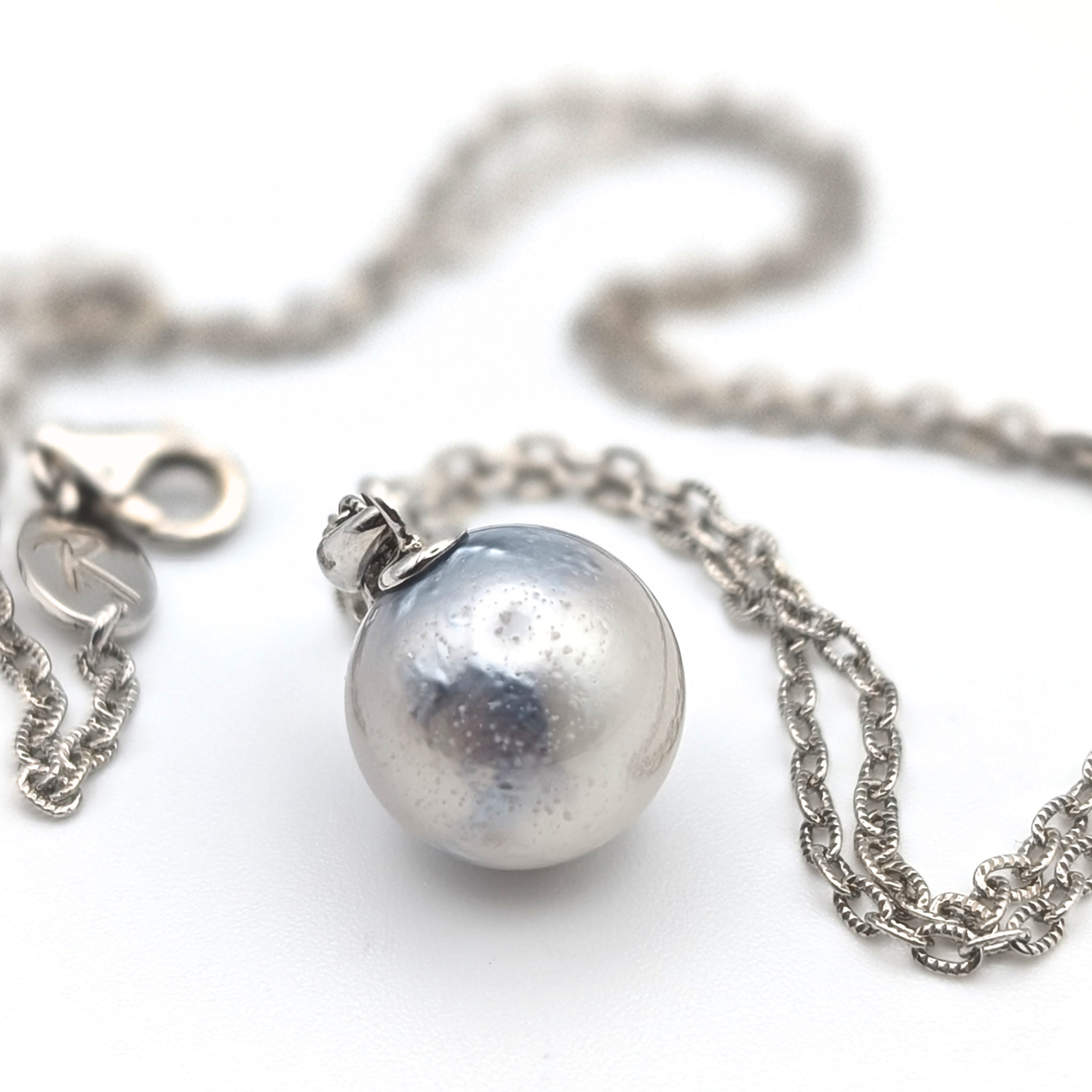 MORGANA 12mm Silver South Sea Pearl Pendant Necklace