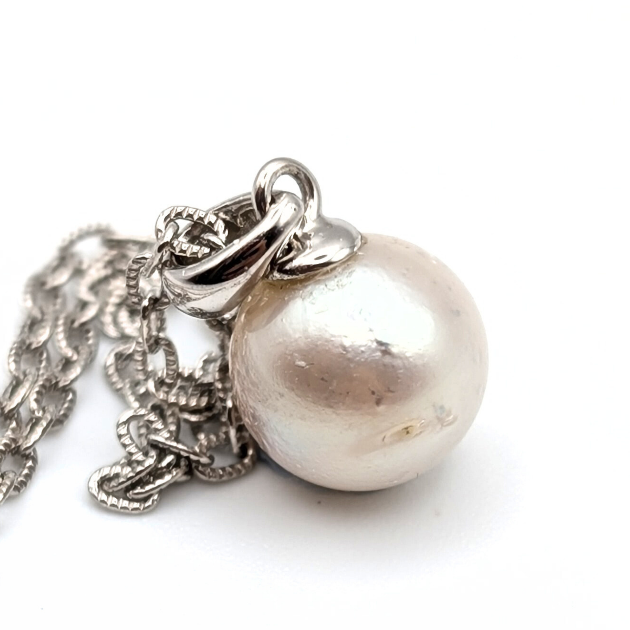 ORB Elegant Silver South Sea Pearl Pendant Necklace