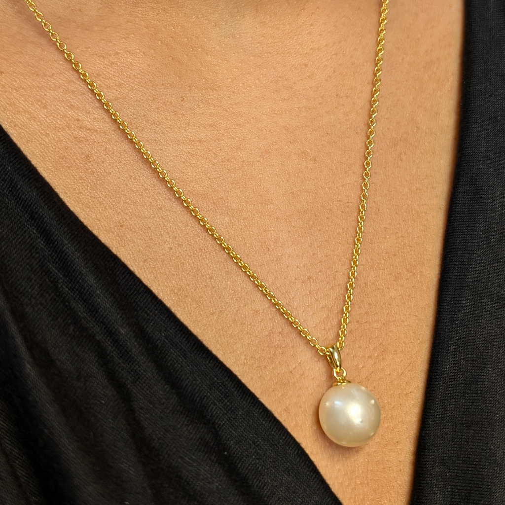 WHISPER White South Sea Pearl Pendant Necklace