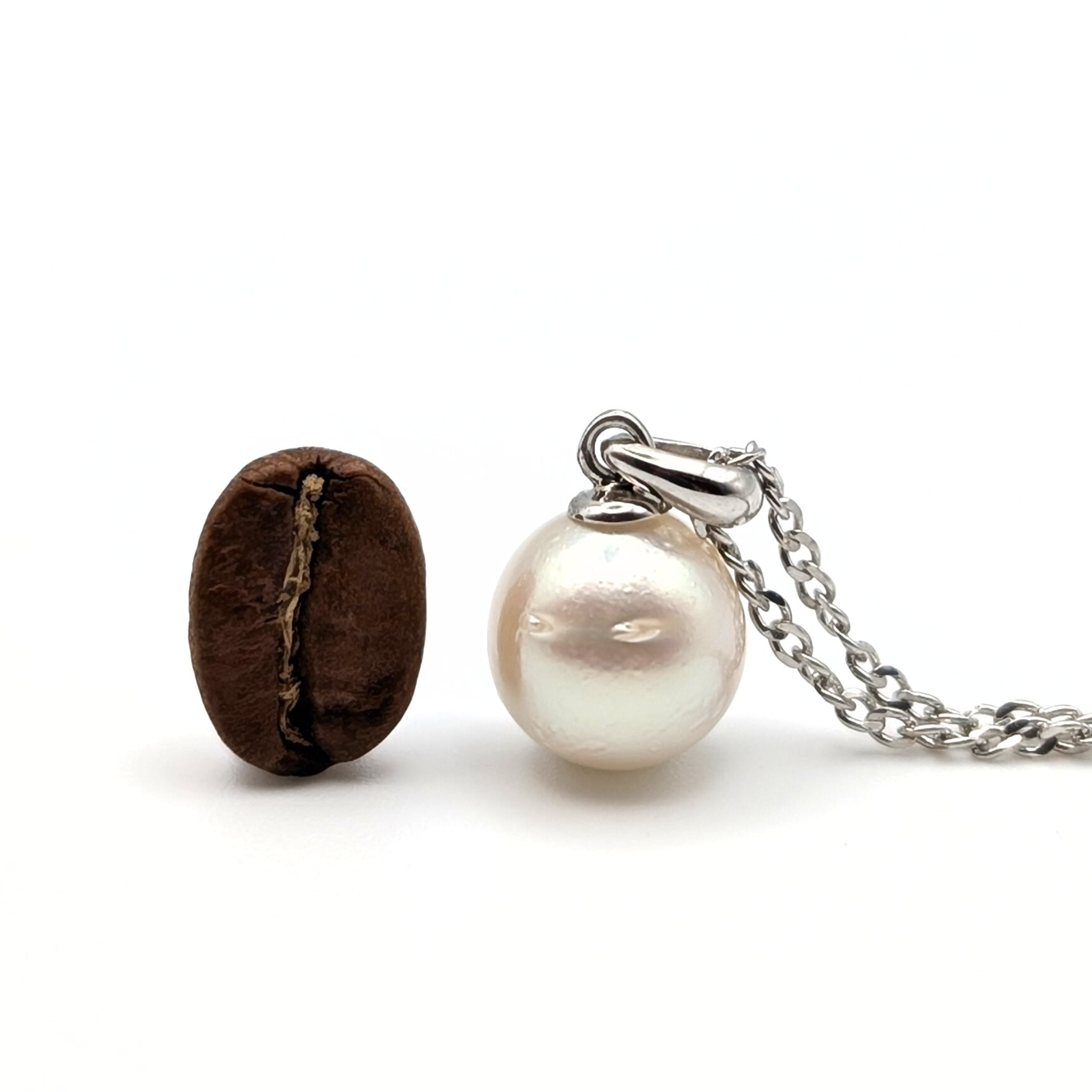 QUICKSILVER 9mm Silver South Sea Pearl Pendant Necklace