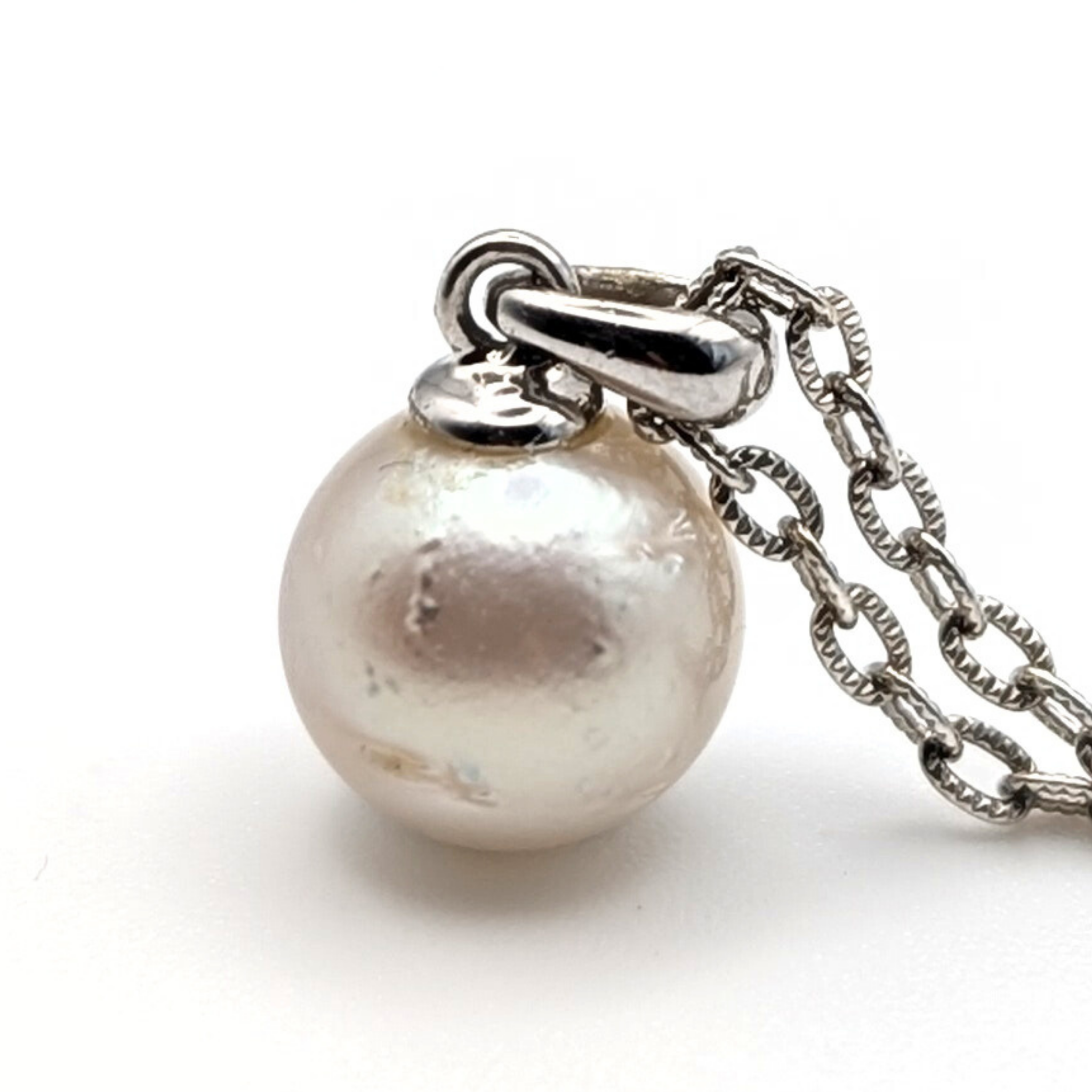 ORB Elegant Silver South Sea Pearl Pendant Necklace