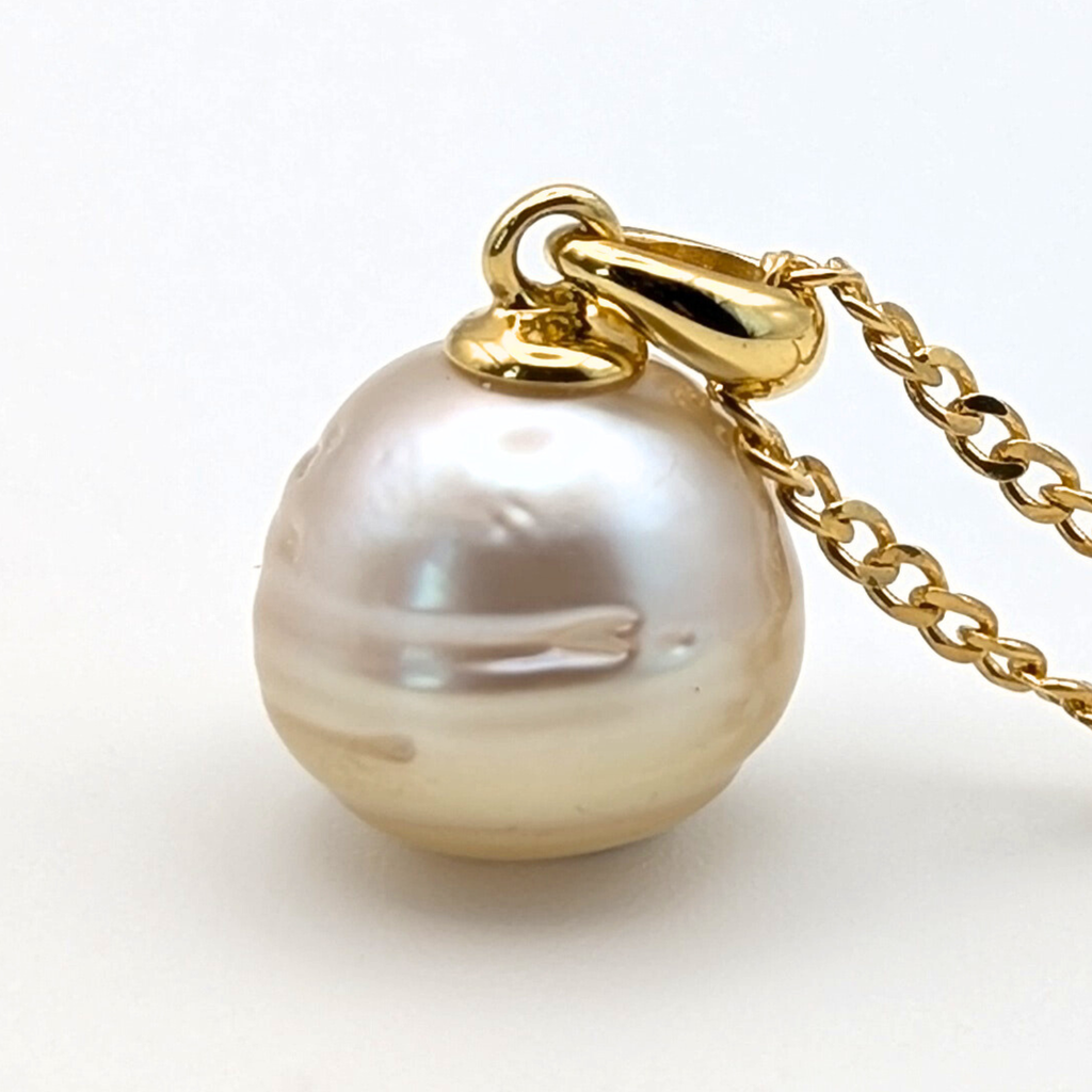 ÉLAN Light Gold? South Sea Pearl Pendant Necklace