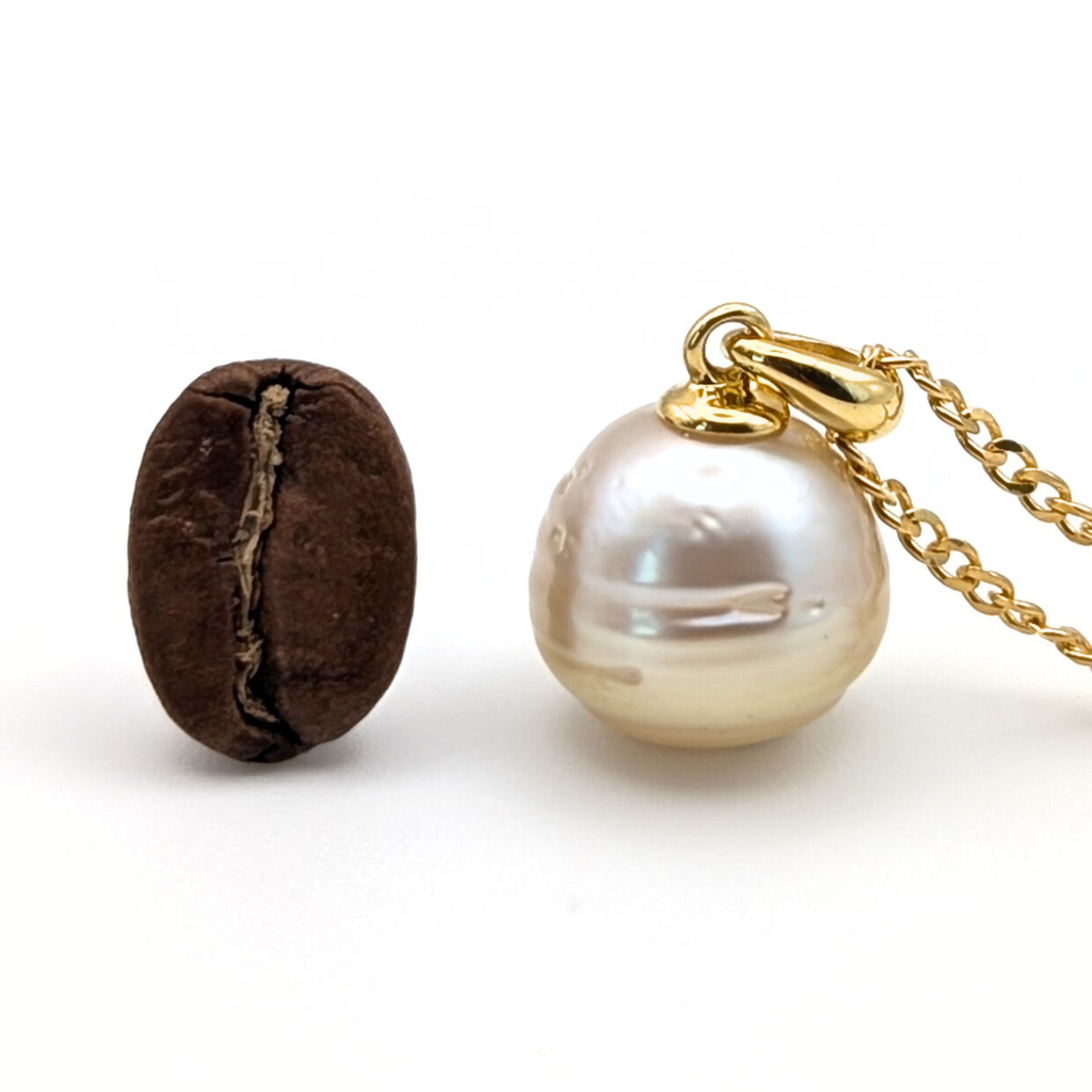 ÉLAN Light Gold? South Sea Pearl Pendant Necklace