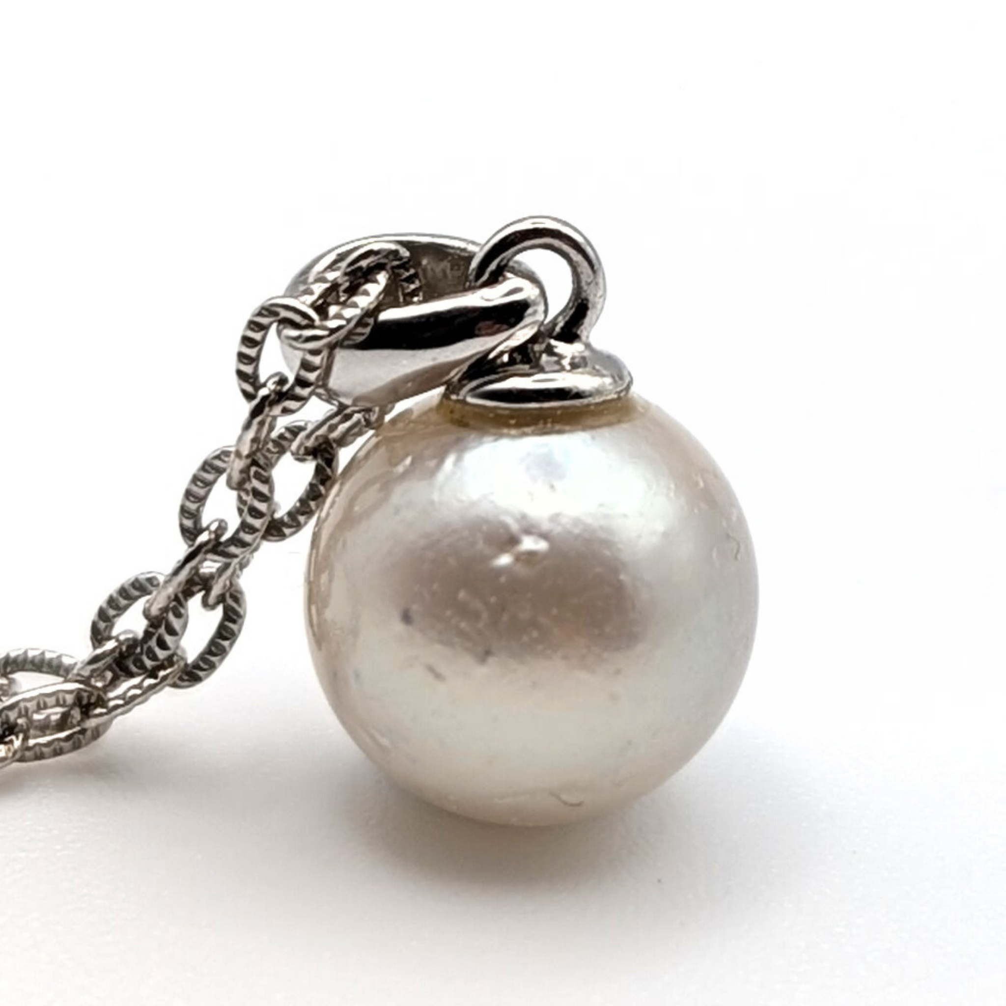 ORB Elegant Silver South Sea Pearl Pendant Necklace