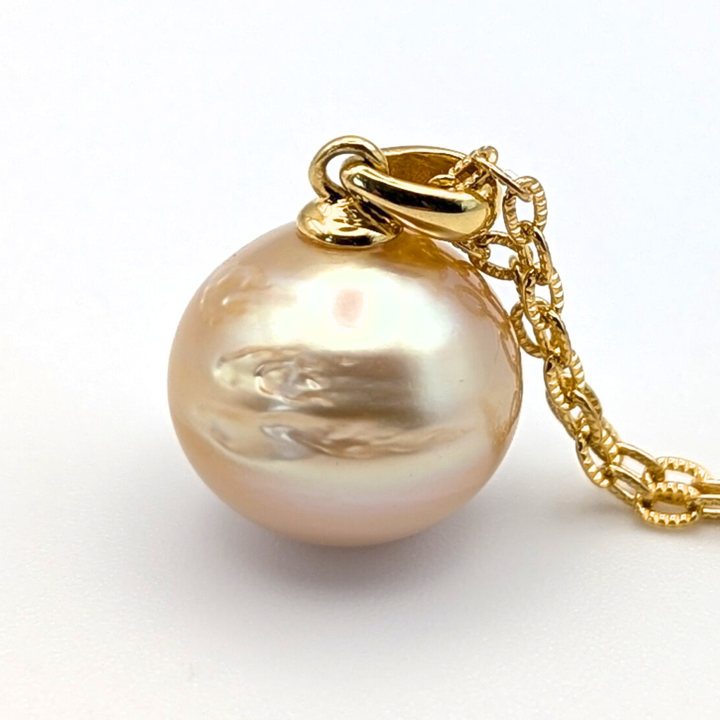 SAHARA 13mm Pale Gold South Sea Pearl Pendant Necklace