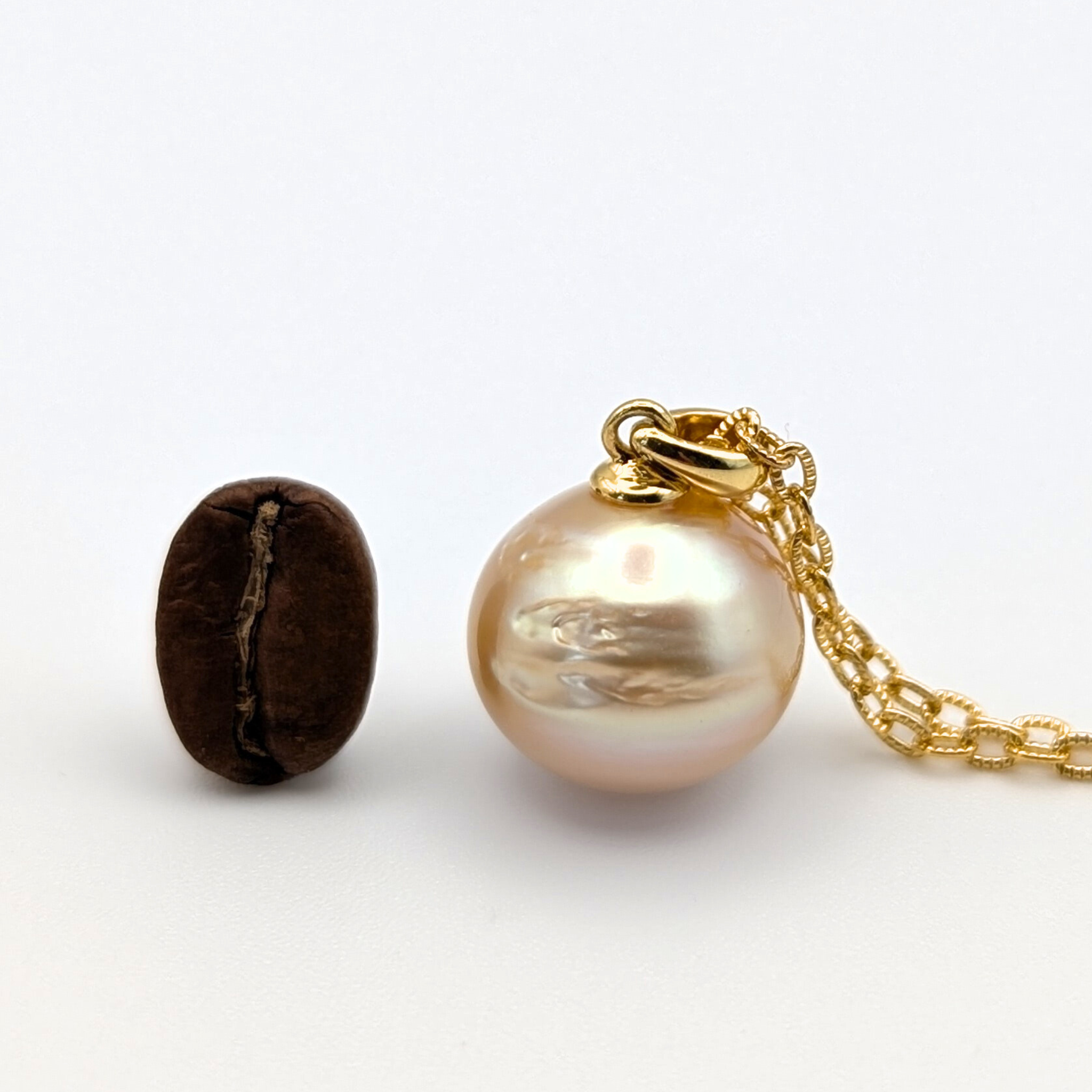 SAHARA 13mm Pale Gold South Sea Pearl Pendant Necklace - view 6