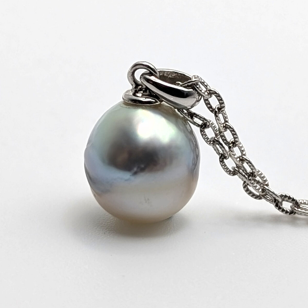 MOONMETAL 10mm Silver-Blue South Sea Pearl Pendant Necklace