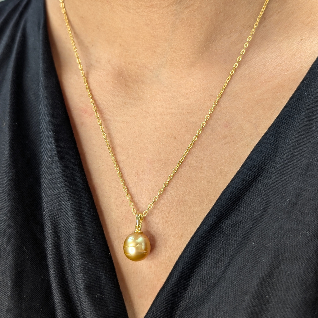 SOLARA 11mm Gold South Sea Pearl Pendant Necklace - view 6