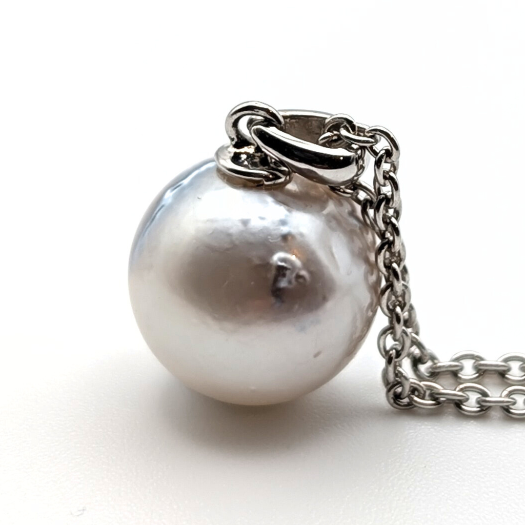 SERRA 12mm White South Sea Pearl Pendant Necklace