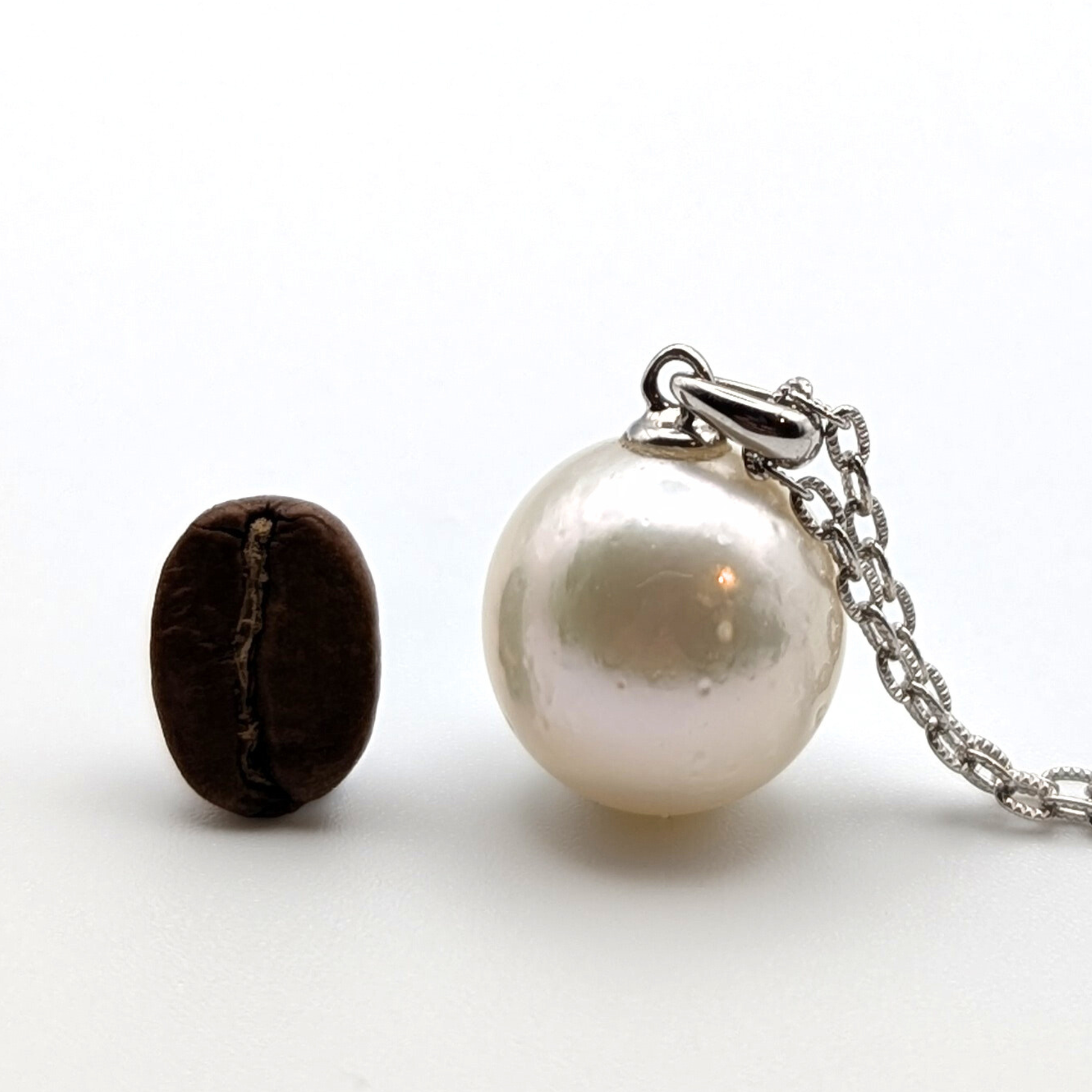 SILVERSONG 13mm Silver South Sea Pearl Pendant Necklace - view 8