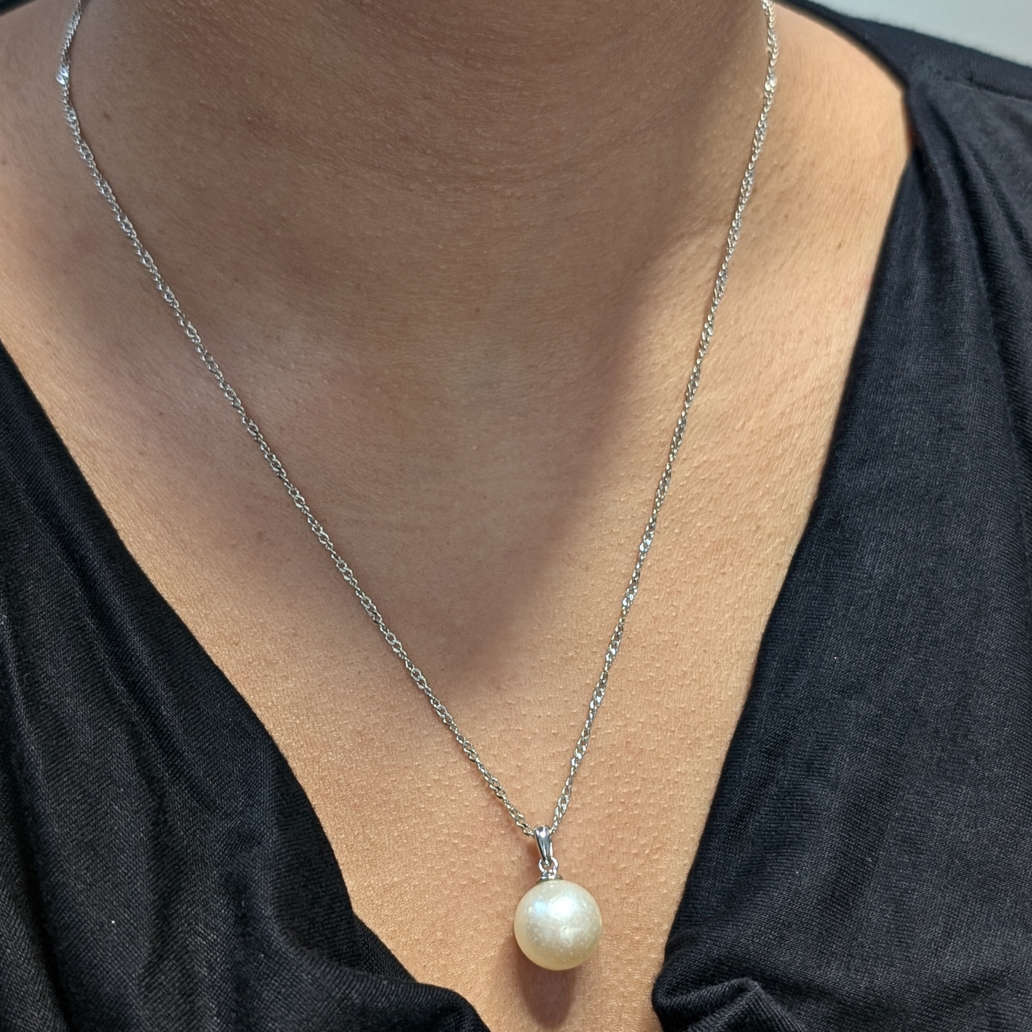 ASTRA 12mm Silver South Sea Pearl Pendant Necklace - view 6