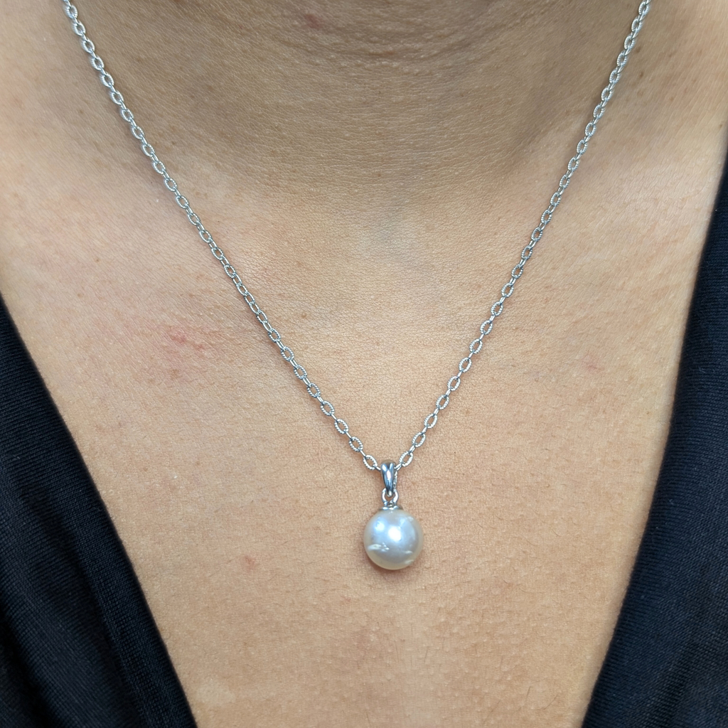 ORB 9mm Silver South Sea Pearl Pendant Necklace - view 6