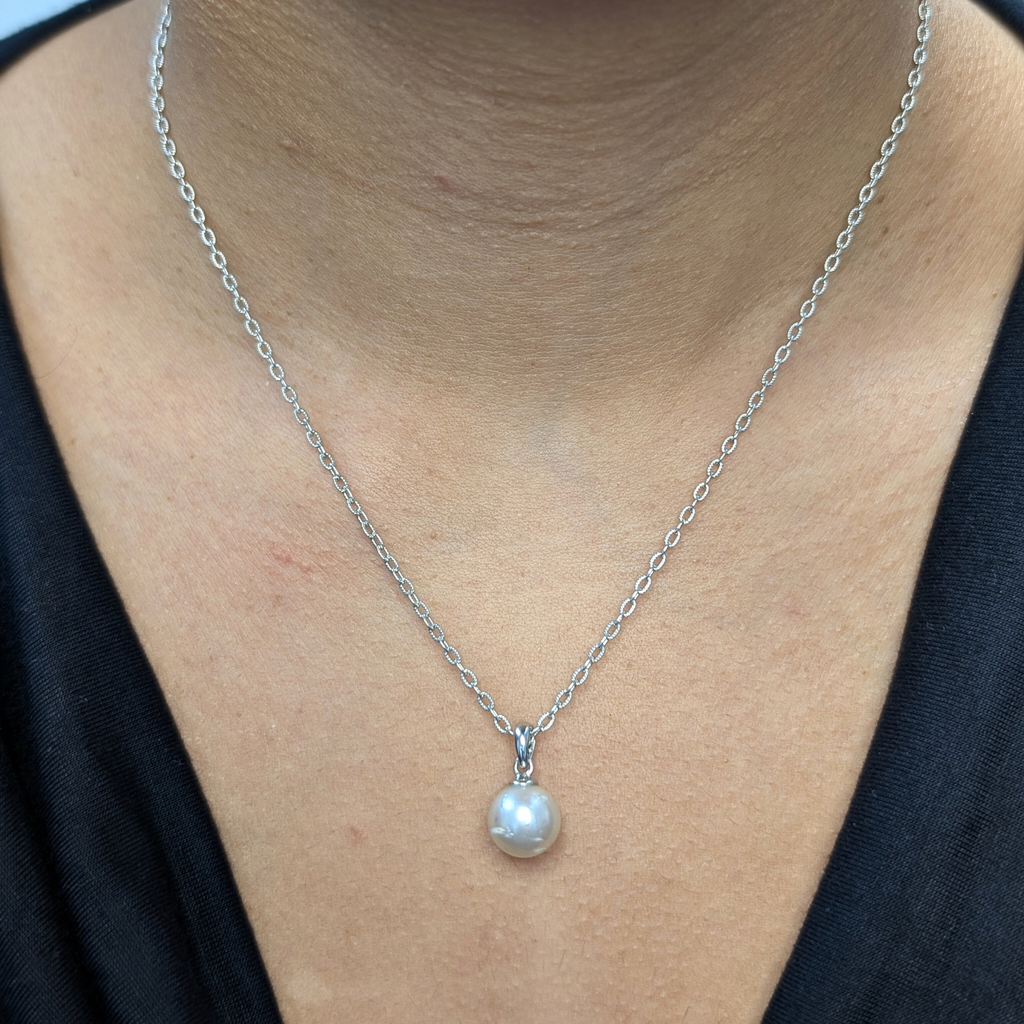 ORB 9mm Silver South Sea Pearl Pendant Necklace - view 3
