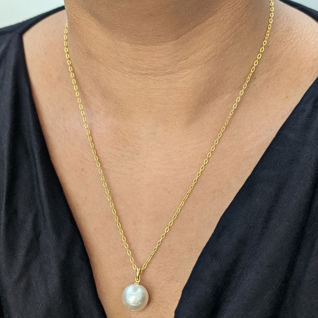 ROSALINE White South Sea Pearl Pendant Necklace