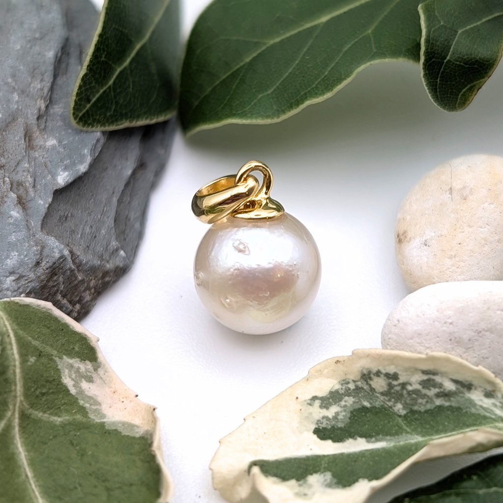 FLUSH 9mm White South Sea Pearl Pendant Necklace - view 2